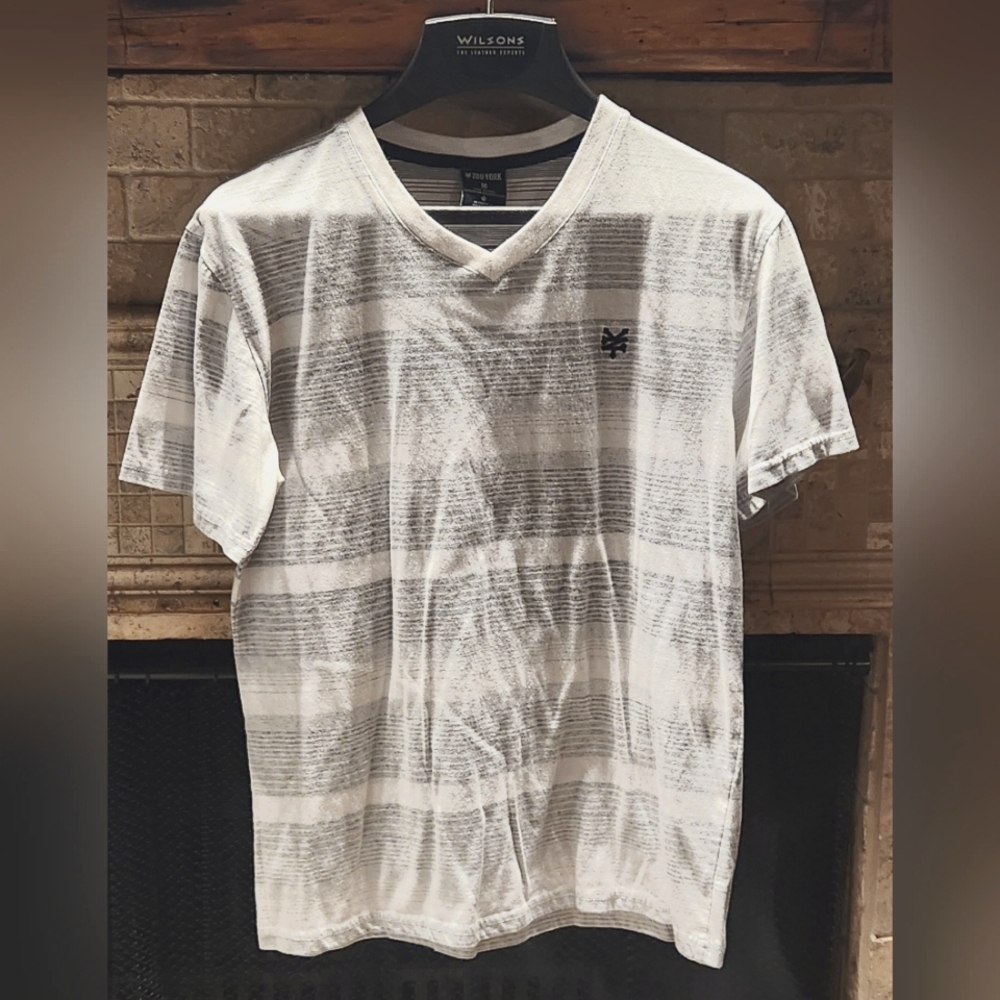 🌸 3/$25 🌸 Zoo York Tshirt Size M